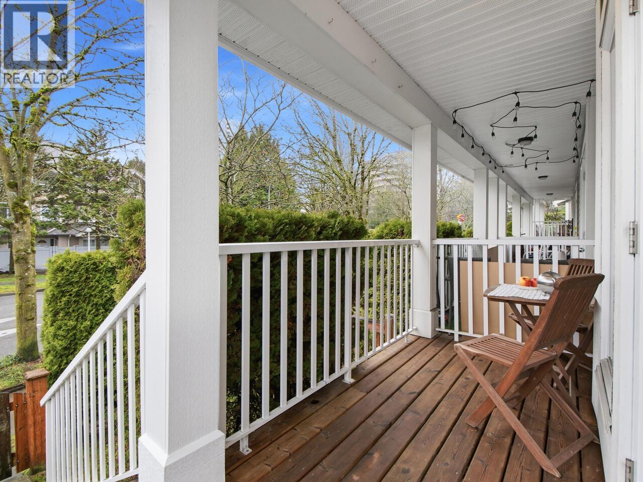 1 7136 18th Avenue, Burnaby, British Columbia  V3N 1H1 - Photo 4 - R3096827