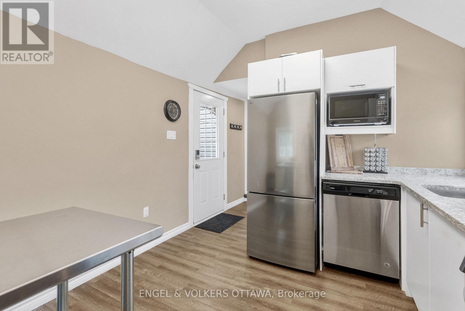 3698 Carp Road, Ottawa, Ontario  K0A 1L0 - Photo 13 - X12852386