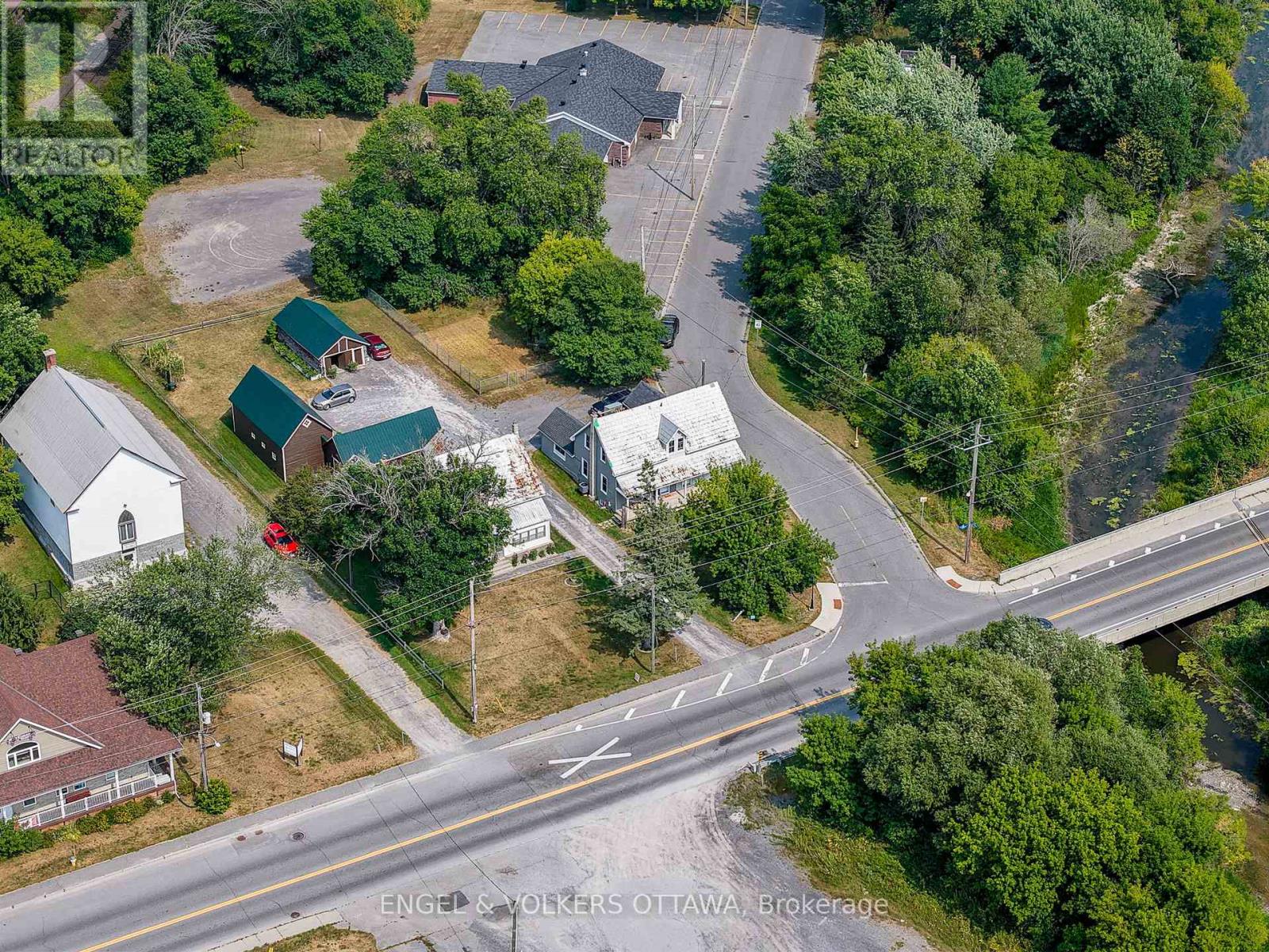 3698 Carp Road, Ottawa, Ontario  K0A 1L0 - Photo 28 - X12852386