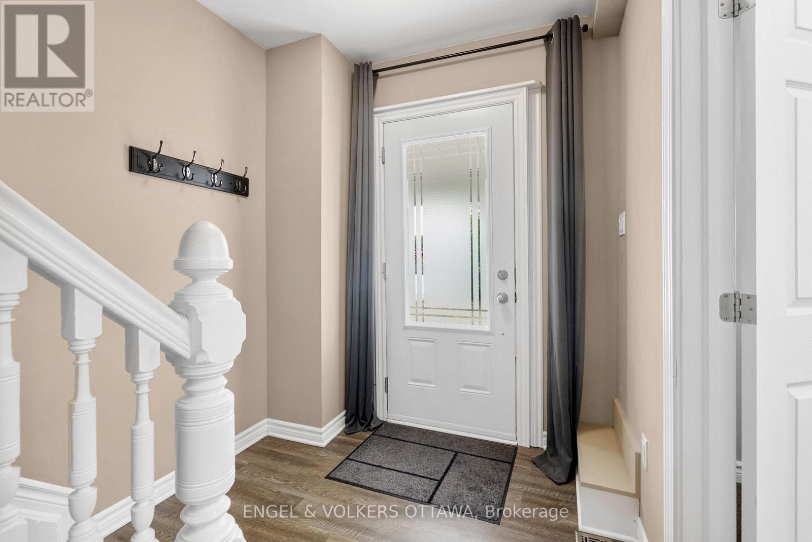 3698 Carp Road, Ottawa, Ontario  K0A 1L0 - Photo 3 - X12852386