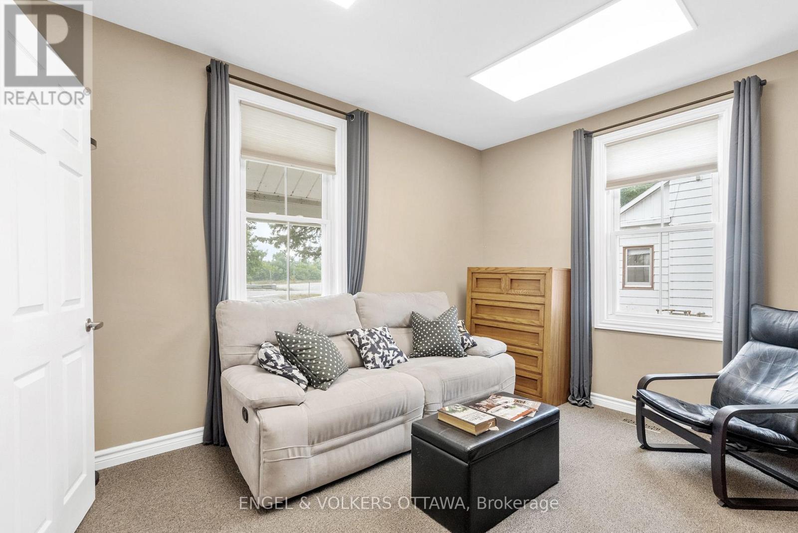 3698 Carp Road, Ottawa, Ontario  K0A 1L0 - Photo 4 - X12852386