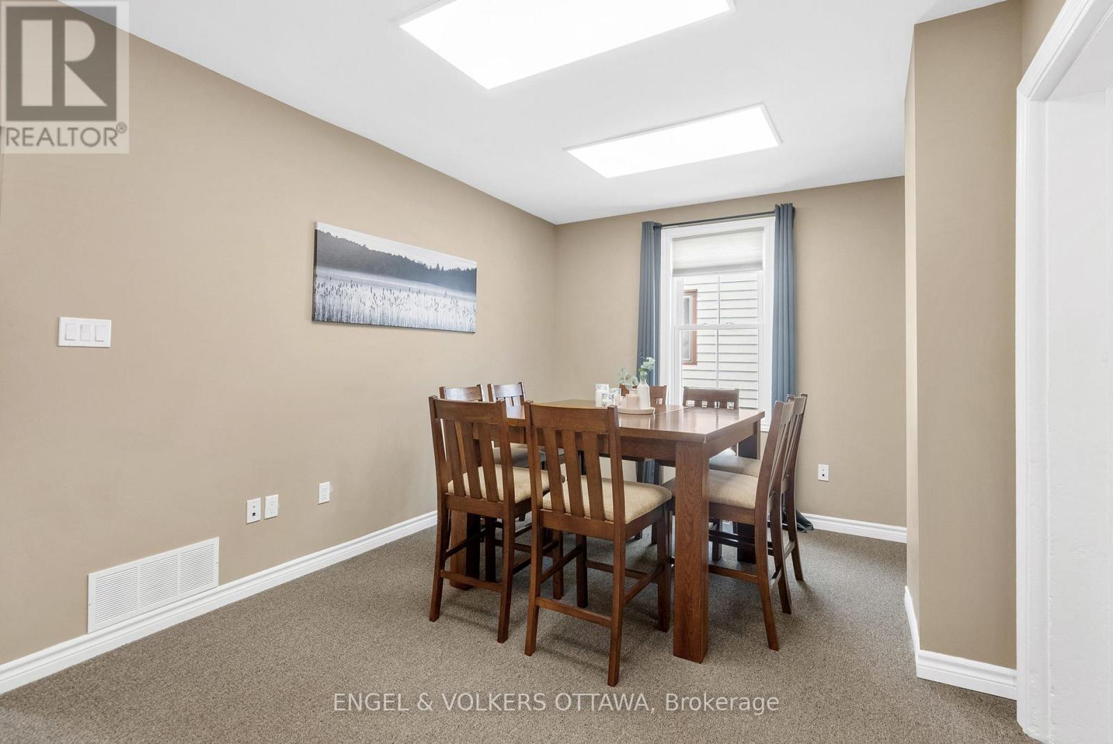 3698 Carp Road, Ottawa, Ontario  K0A 1L0 - Photo 7 - X12852386