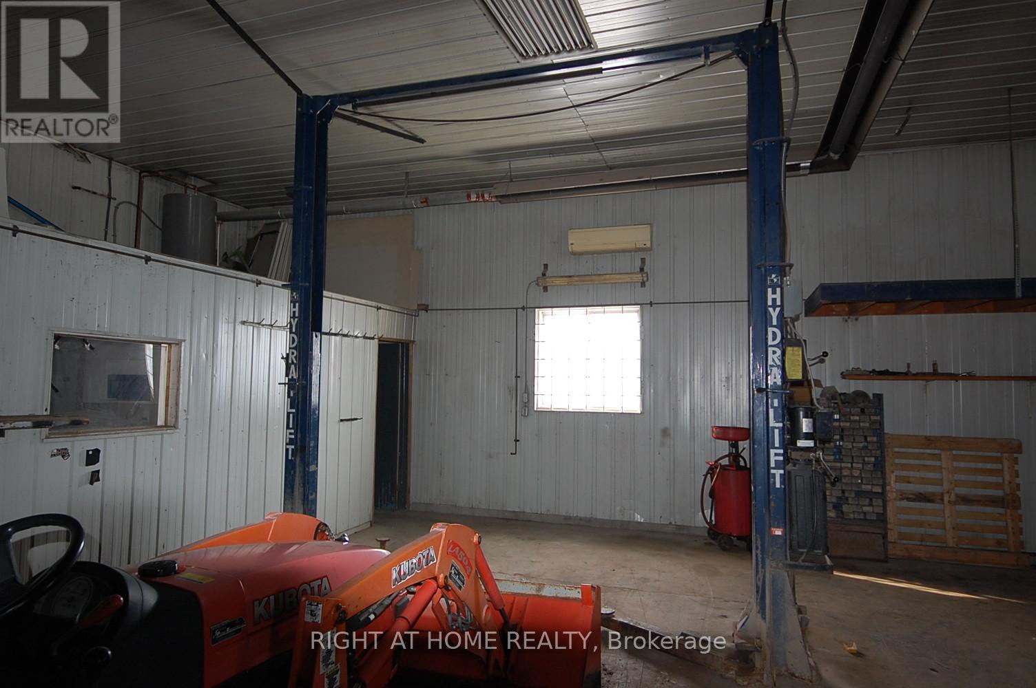 2836 Chamberland Street, Clarence-Rockland, Ontario  K4K 1M6 - Photo 14 - X12852408