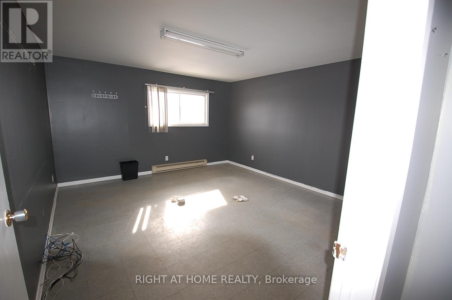 2836 Chamberland Street, Clarence-Rockland, Ontario  K4K 1M6 - Photo 17 - X12852408