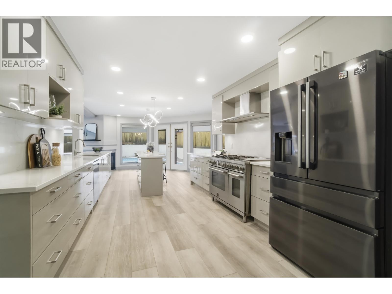 2271 Sorrento Drive, Coquitlam, British Columbia  V3K 6P4 - Photo 7 - R3096861