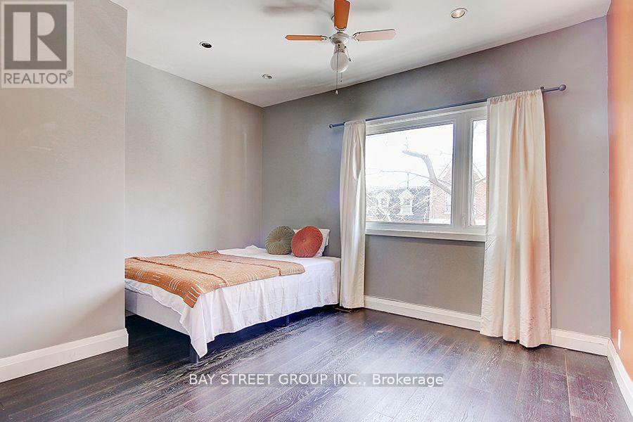 105 Massey Street, Toronto (Niagara), Ontario  M6J 2T5 - Photo 16 - C12852404