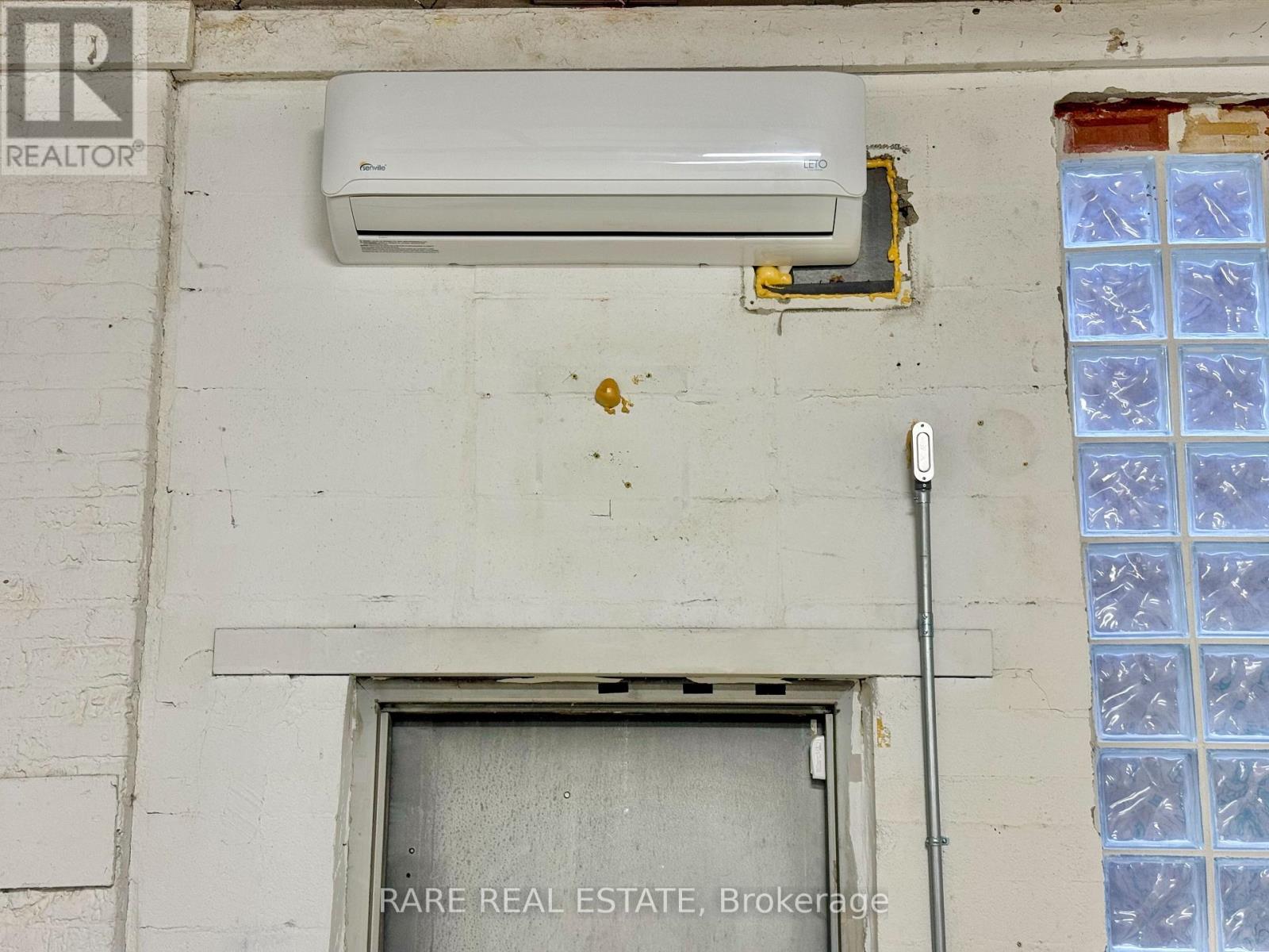 135 - 163 Sterling Road, Toronto (Dufferin Grove), Ontario  M6R 2B2 - Photo 11 - C12852418