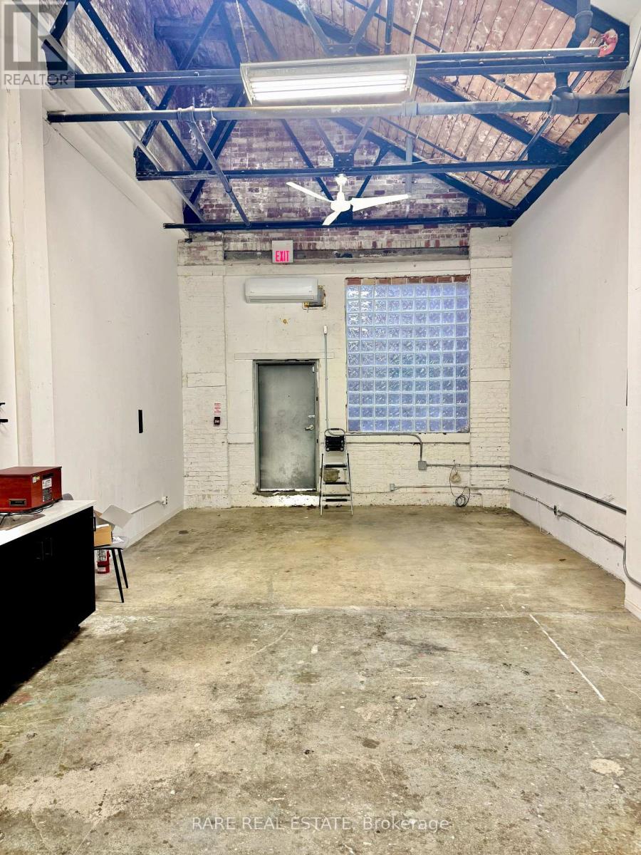 135 - 163 Sterling Road, Toronto (Dufferin Grove), Ontario  M6R 2B2 - Photo 7 - C12852418