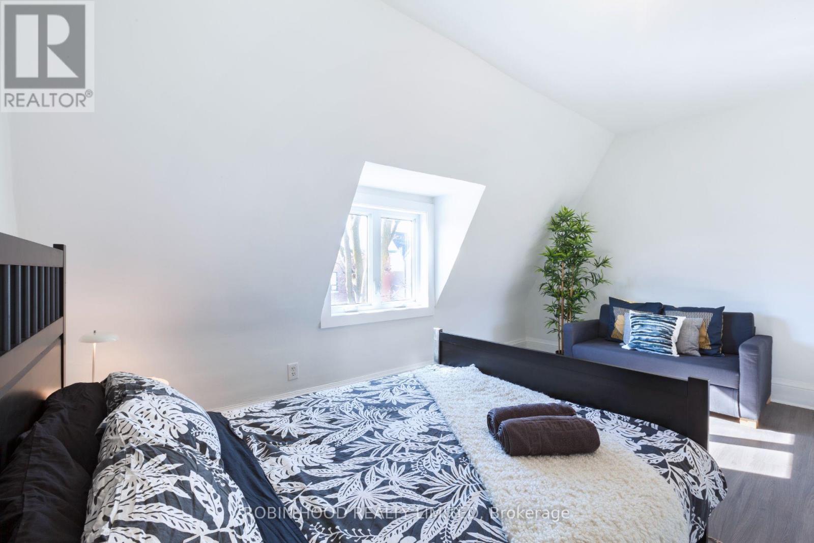 Unit 3 - 1 Beatrice Street, Toronto (Trinity-Bellwoods), Ontario  M6J 2T2 - Photo 10 - C12852422