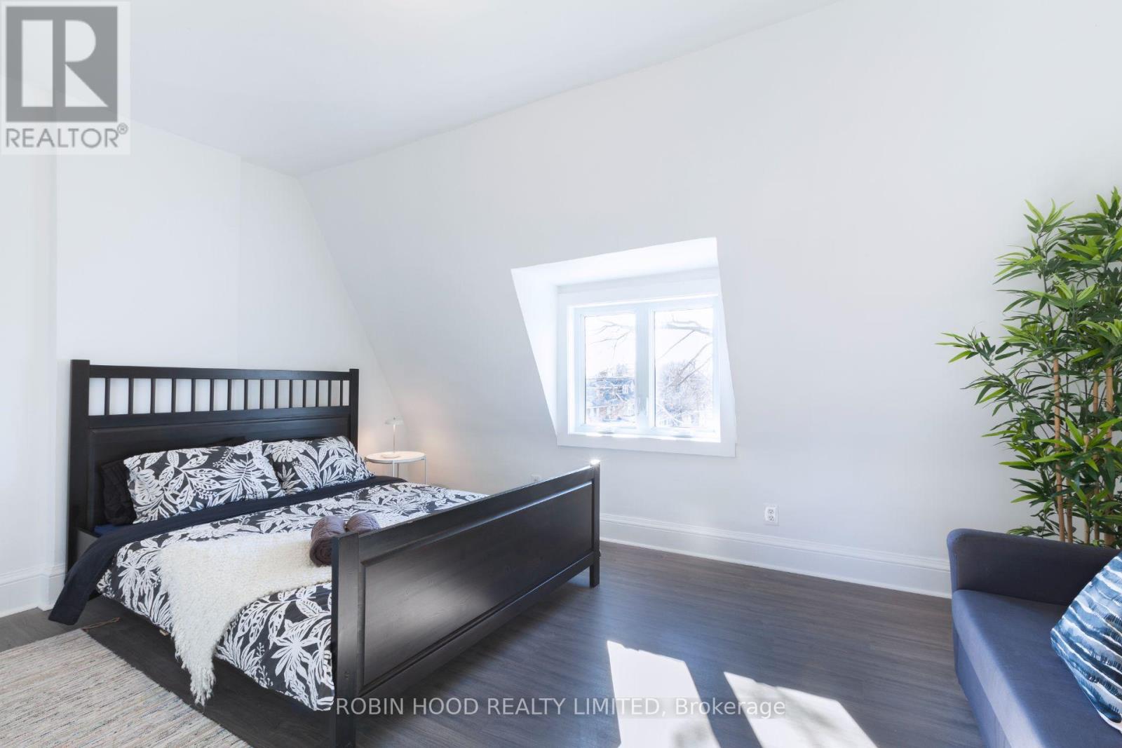 Unit 3 - 1 Beatrice Street, Toronto (Trinity-Bellwoods), Ontario  M6J 2T2 - Photo 9 - C12852422