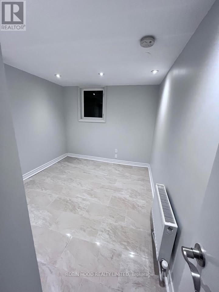 Basement - 82 Halsey Avenue, Toronto (O'connor-Parkview), Ontario  M4B 1A9 - Photo 8 - E12852396