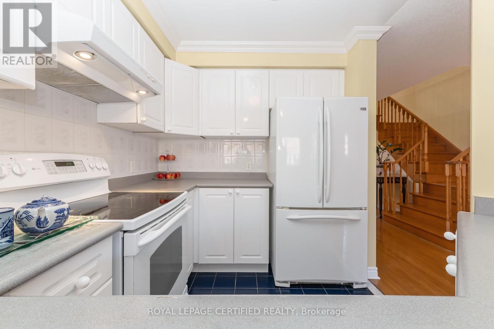 5333 Hollypoint Avenue, Mississauga (East Credit), Ontario  L5V 2L2 - Photo 16 - W12852380