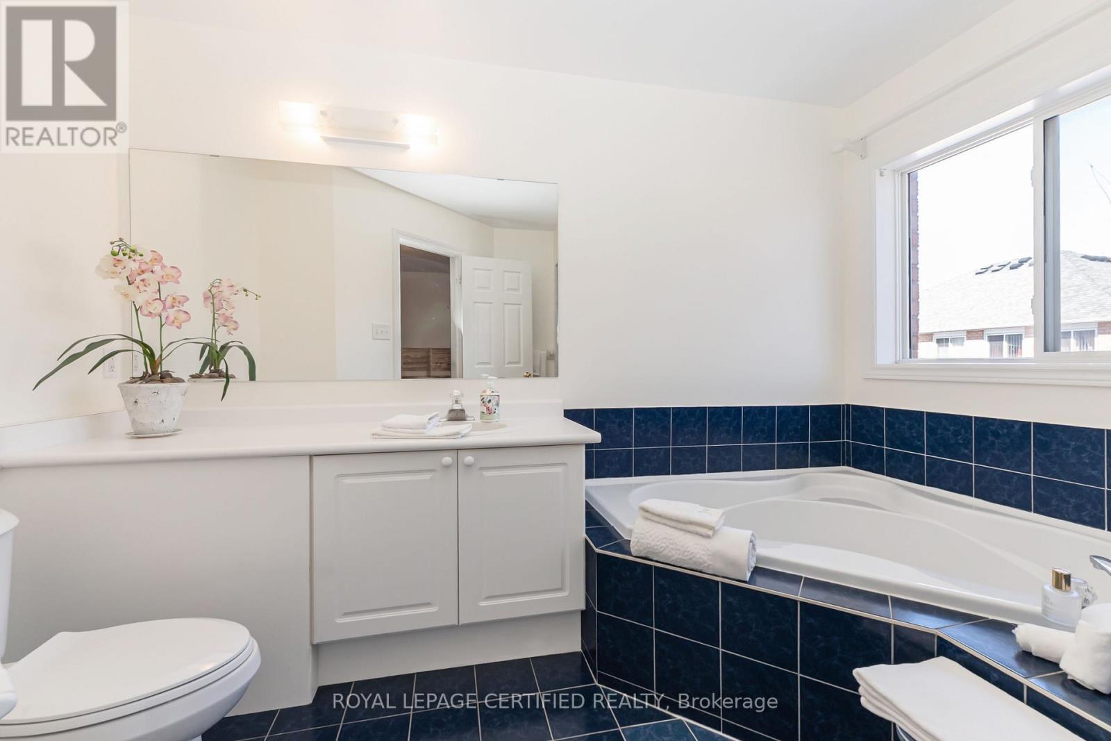 5333 Hollypoint Avenue, Mississauga (East Credit), Ontario  L5V 2L2 - Photo 29 - W12852380