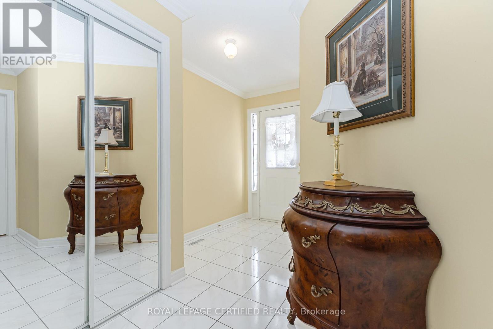 5333 Hollypoint Avenue, Mississauga (East Credit), Ontario  L5V 2L2 - Photo 5 - W12852380