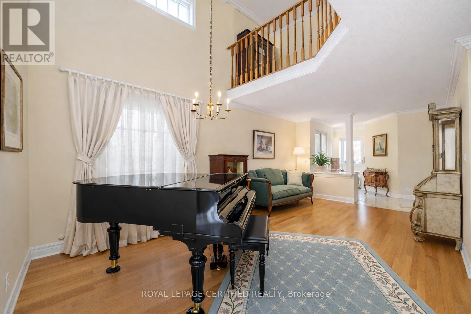 5333 Hollypoint Avenue, Mississauga (East Credit), Ontario  L5V 2L2 - Photo 8 - W12852380
