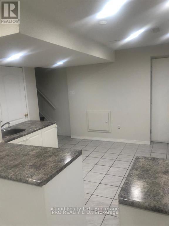 3755 Althorpe- Basement Circle, Mississauga (Lisgar), Ontario  L5N 7G4 - Photo 11 - W12852384