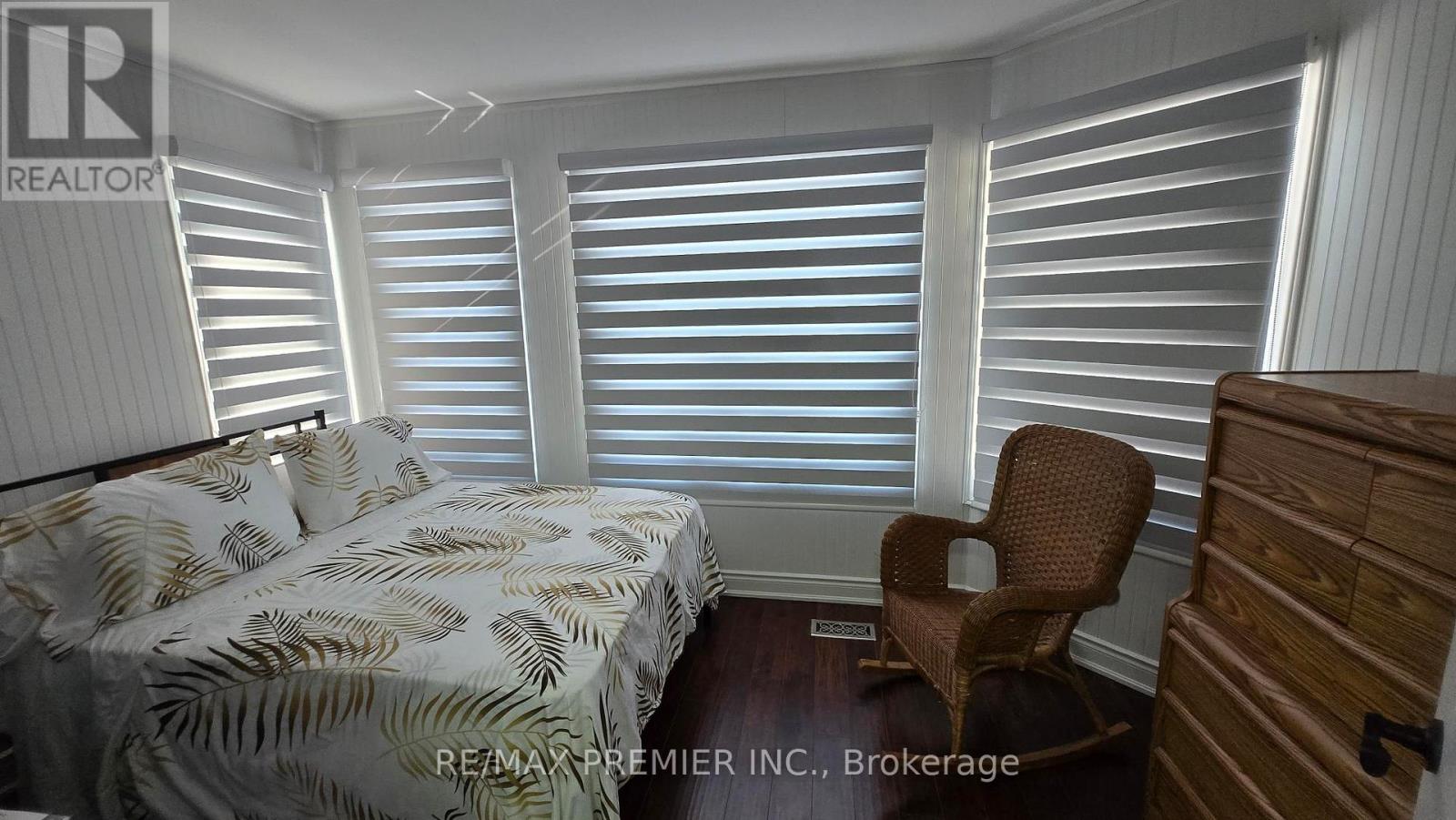 54 Fountainbridge Drive, Caledon (Bolton East), Ontario  L7E 1N4 - Photo 17 - W12852394