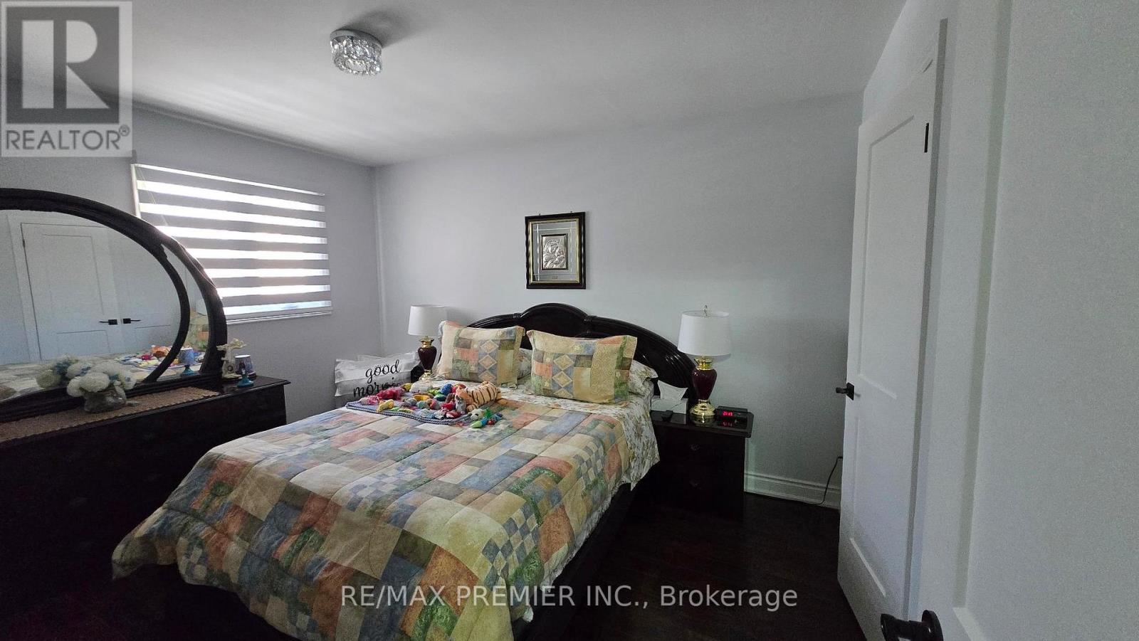 54 Fountainbridge Drive, Caledon (Bolton East), Ontario  L7E 1N4 - Photo 18 - W12852394