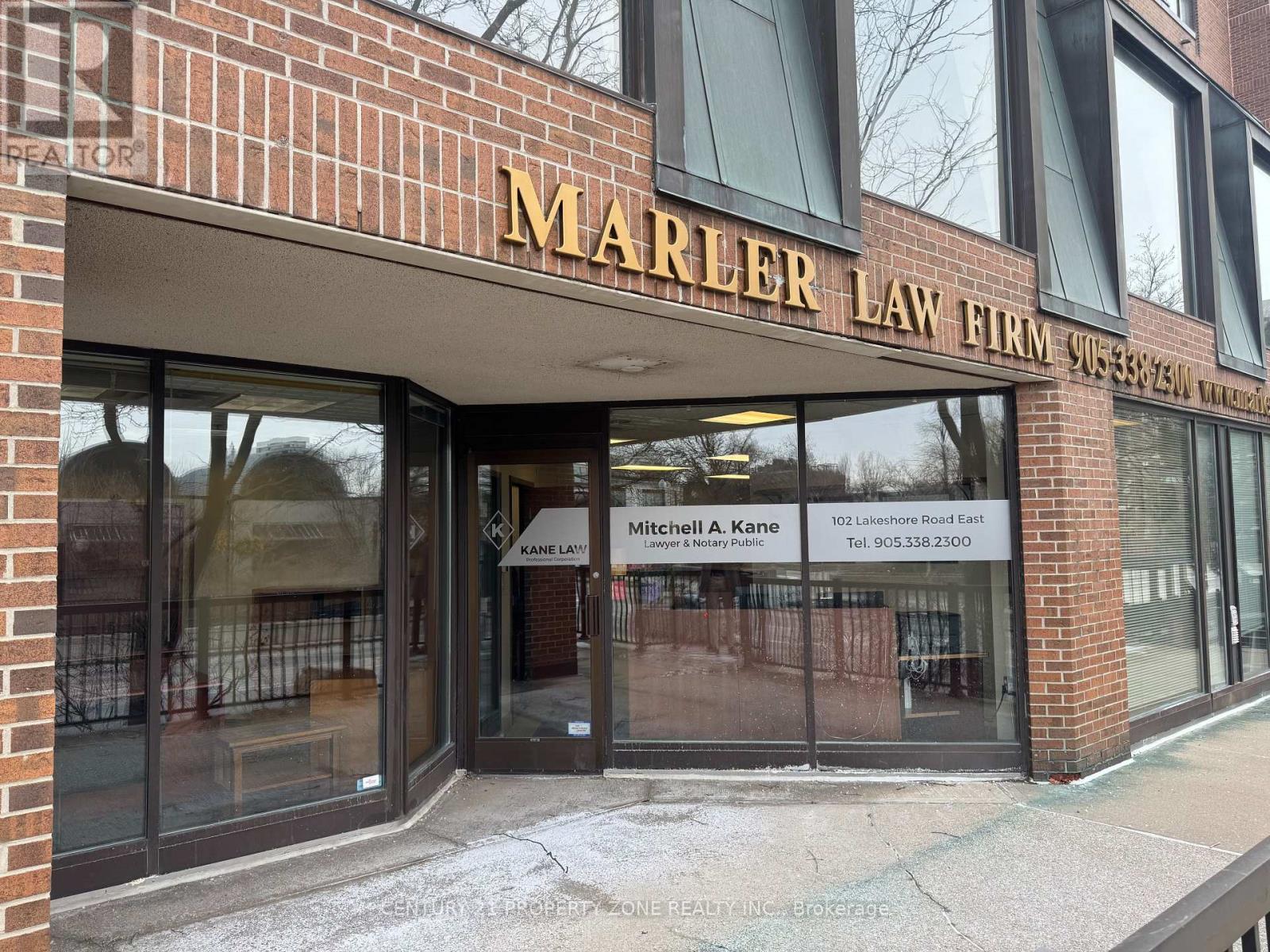 120 LAKESHORE ROAD E, Oakville, Ontario