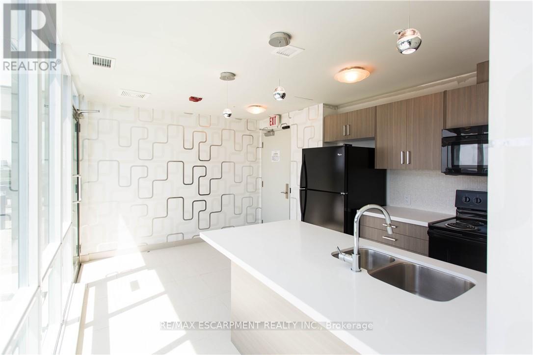 104 - 80 Esther Lorrie Drive, Toronto (West Humber-Clairville), Ontario  M9W 0C6 - Photo 34 - W12852410