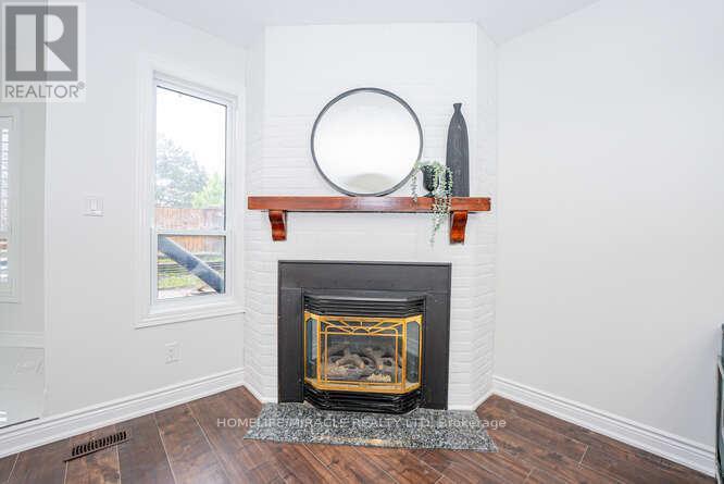 14 Conover Court, Brampton (Brampton South), Ontario  L6Y 3J5 - Photo 10 - W12852420