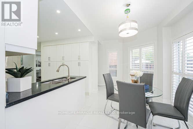 14 Conover Court, Brampton (Brampton South), Ontario  L6Y 3J5 - Photo 14 - W12852420