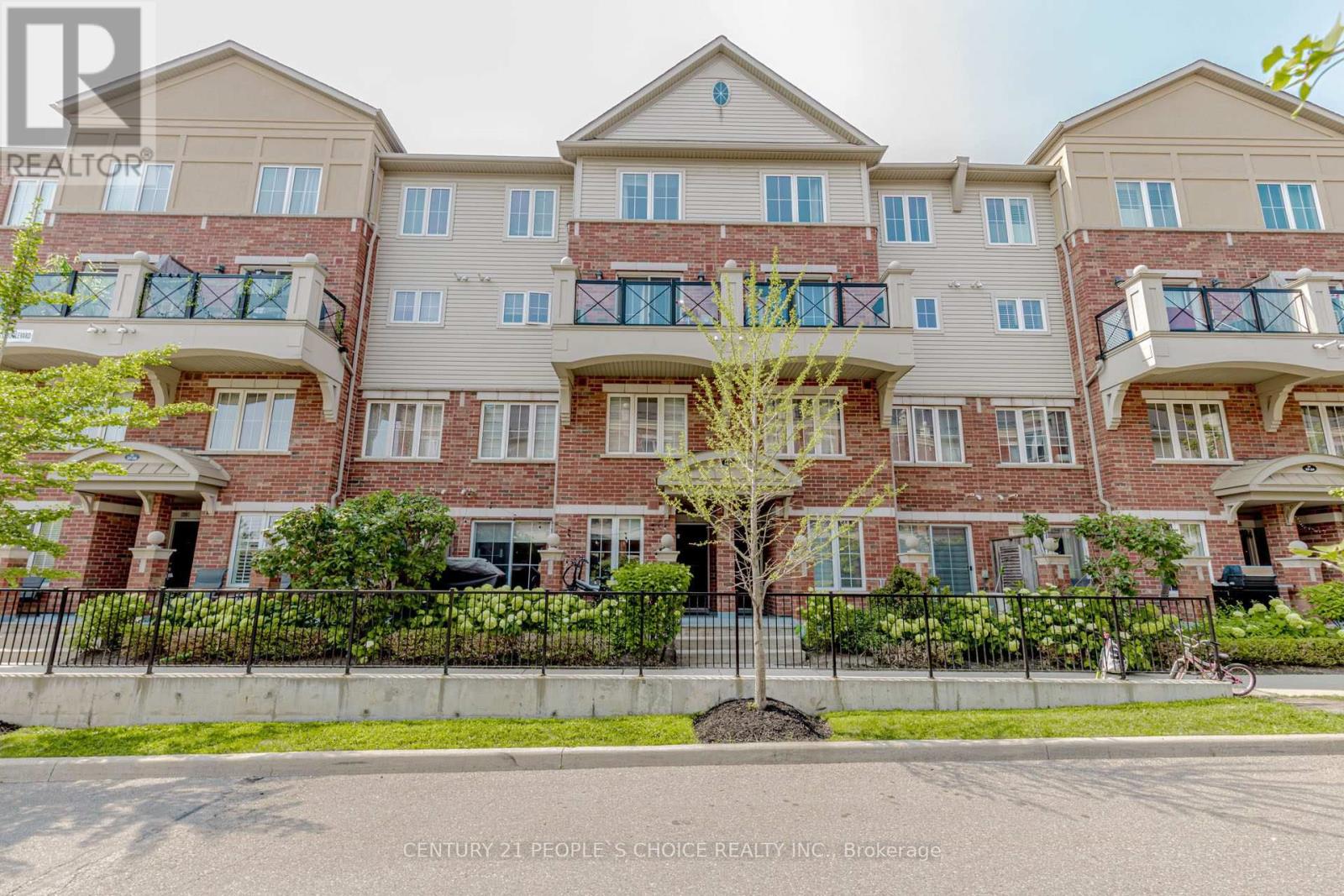 176 - 47 HAYS BOULEVARD, Oakville, Ontario