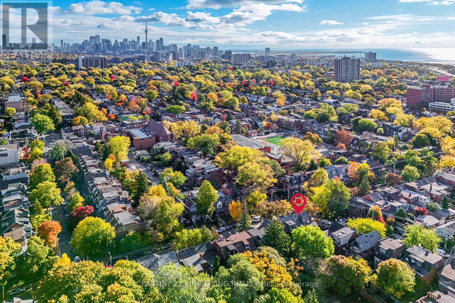 164 Sunnyside Avenue, Toronto (High Park-Swansea), Ontario  M6R 2P6 - Photo 50 - W12852428