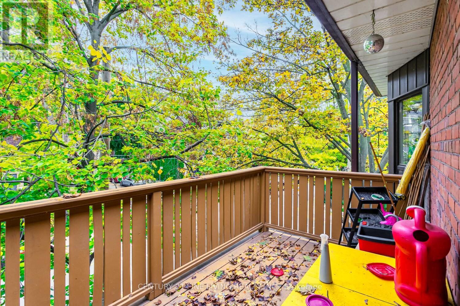 164 Sunnyside Avenue, Toronto (High Park-Swansea), Ontario  M6R 2P6 - Photo 27 - W12852430