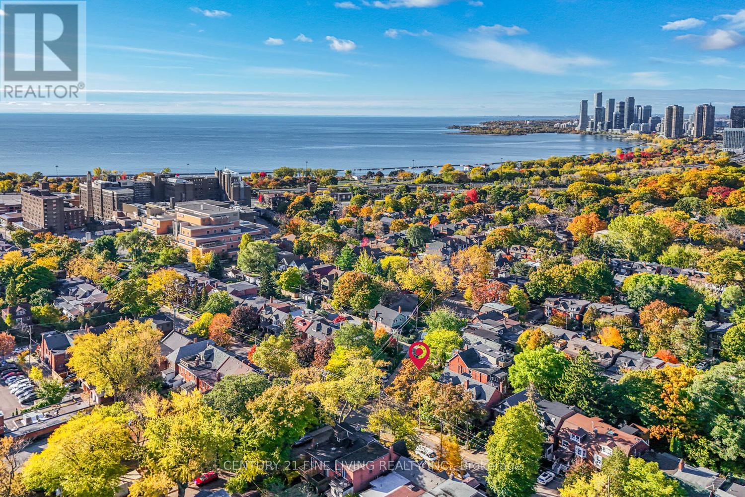 164 Sunnyside Avenue, Toronto (High Park-Swansea), Ontario  M6R 2P6 - Photo 48 - W12852430