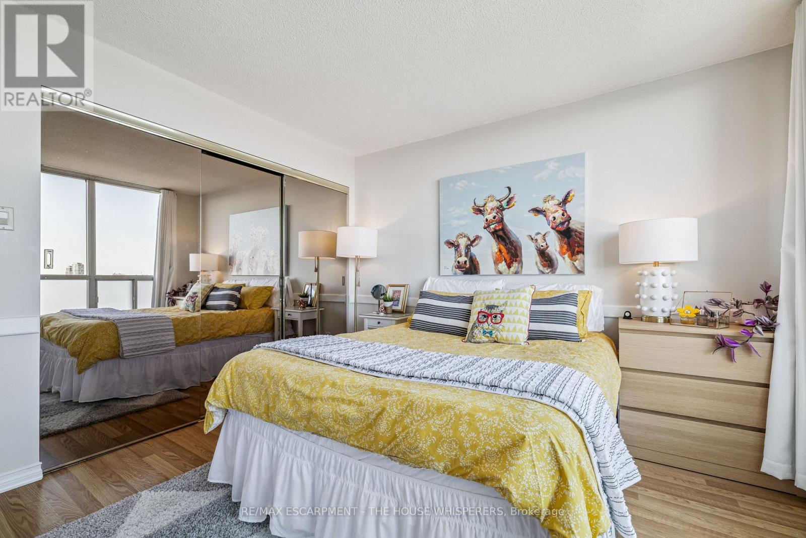 701 - 100 Millside Drive, Milton, Ontario  L9T 5E2 - Photo 28 - W12852436