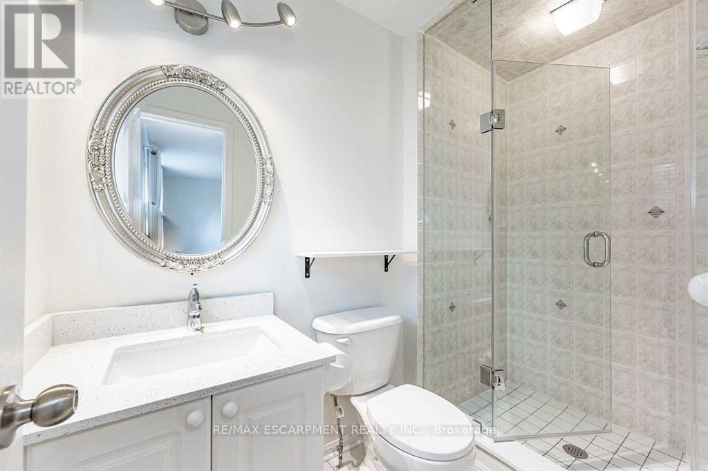 803 Mckay Crescent, Milton (Be Beaty), Ontario  L9T 6L1 - Photo 16 - W12852440