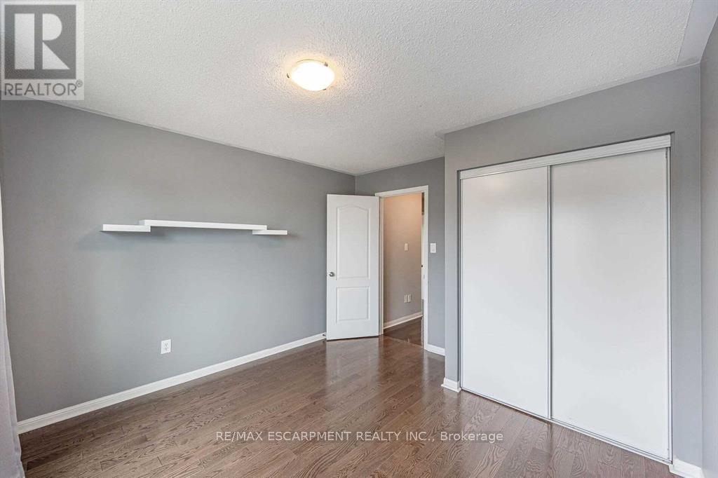 803 Mckay Crescent, Milton (Be Beaty), Ontario  L9T 6L1 - Photo 18 - W12852440