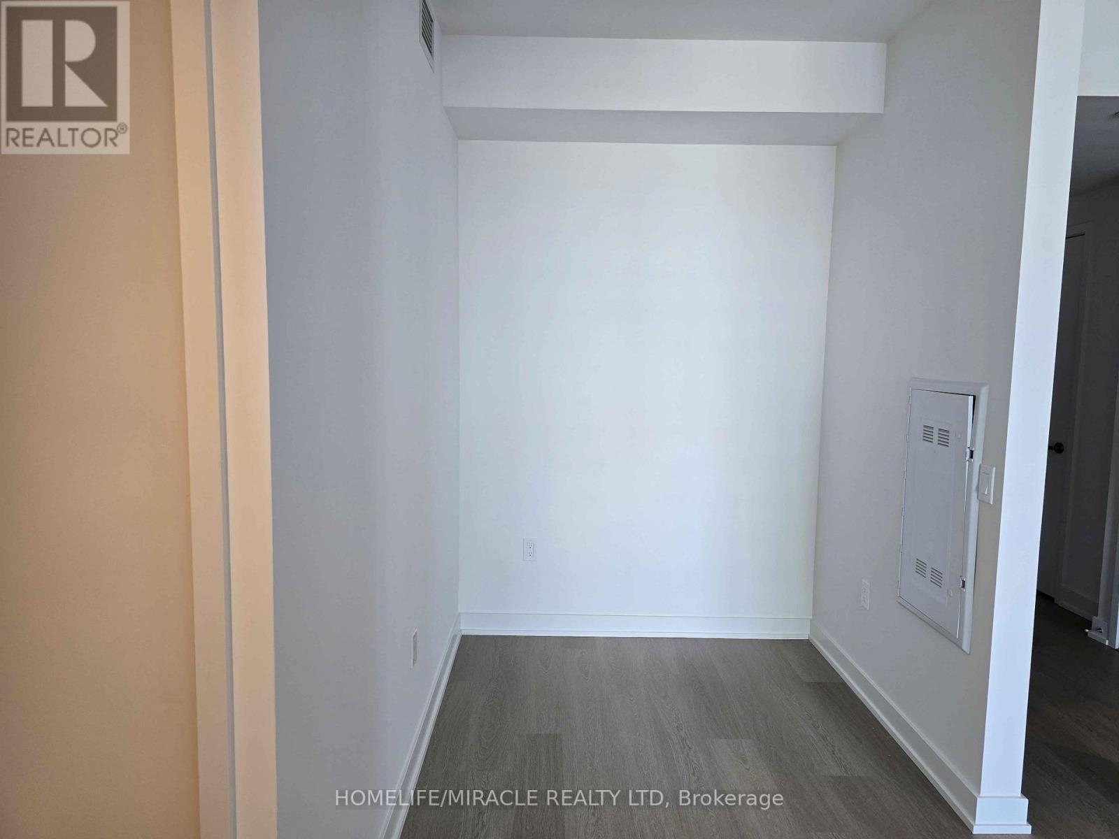 2606 - 448 Burnhamthorpe Road, Mississauga (City Centre), Ontario  L5B 4M6 - Photo 10 - W12852448