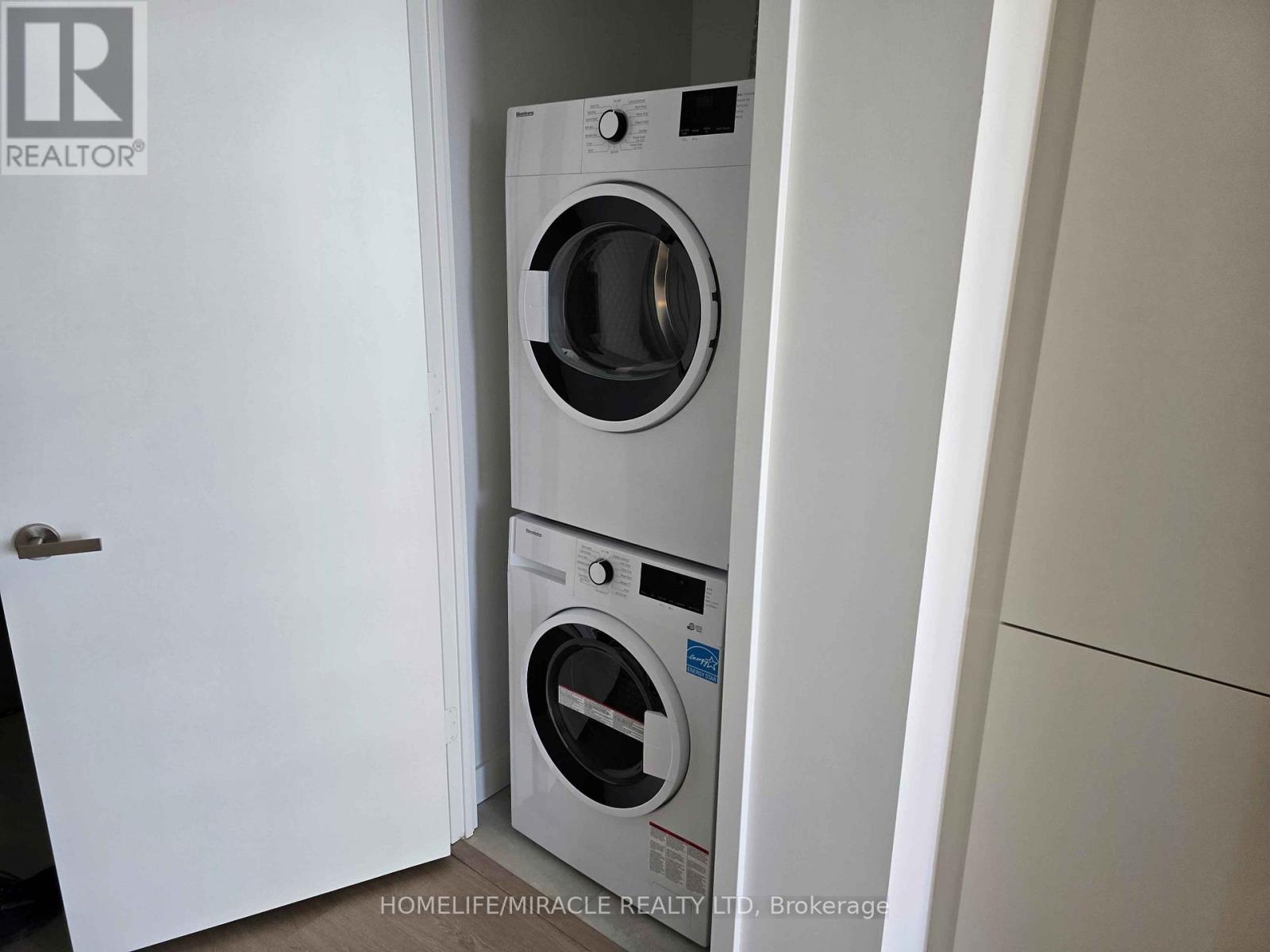 2606 - 448 Burnhamthorpe Road, Mississauga (City Centre), Ontario  L5B 4M6 - Photo 15 - W12852448