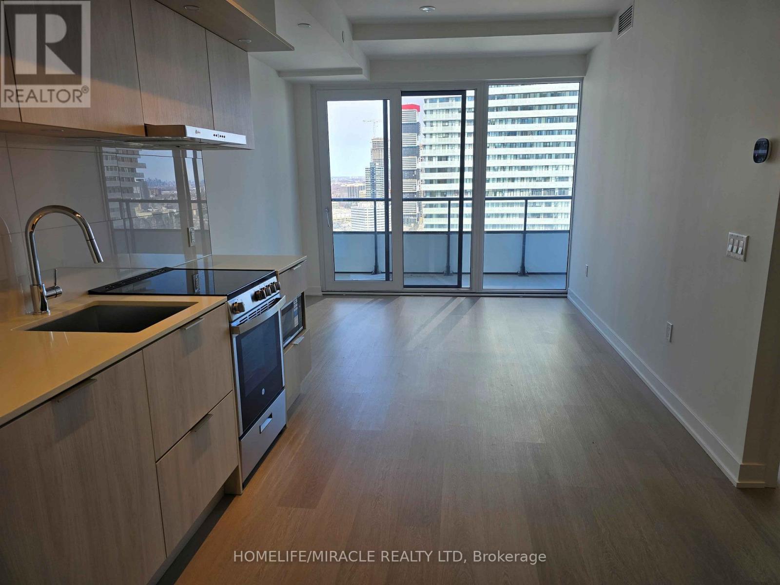 2606 - 448 Burnhamthorpe Road, Mississauga (City Centre), Ontario  L5B 4M6 - Photo 3 - W12852448