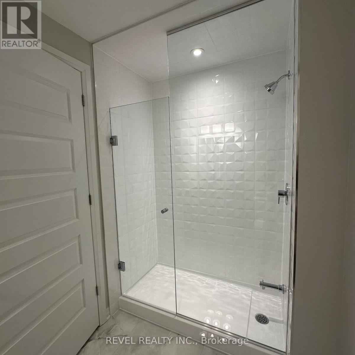 414 - 460 Gordon Krantz Avenue, Milton (Walker), Ontario  L9E 1Z2 - Photo 12 - W12852450