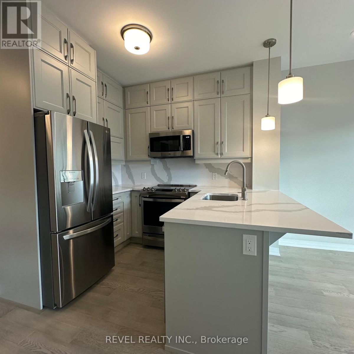 414 - 460 Gordon Krantz Avenue, Milton (Walker), Ontario  L9E 1Z2 - Photo 5 - W12852450