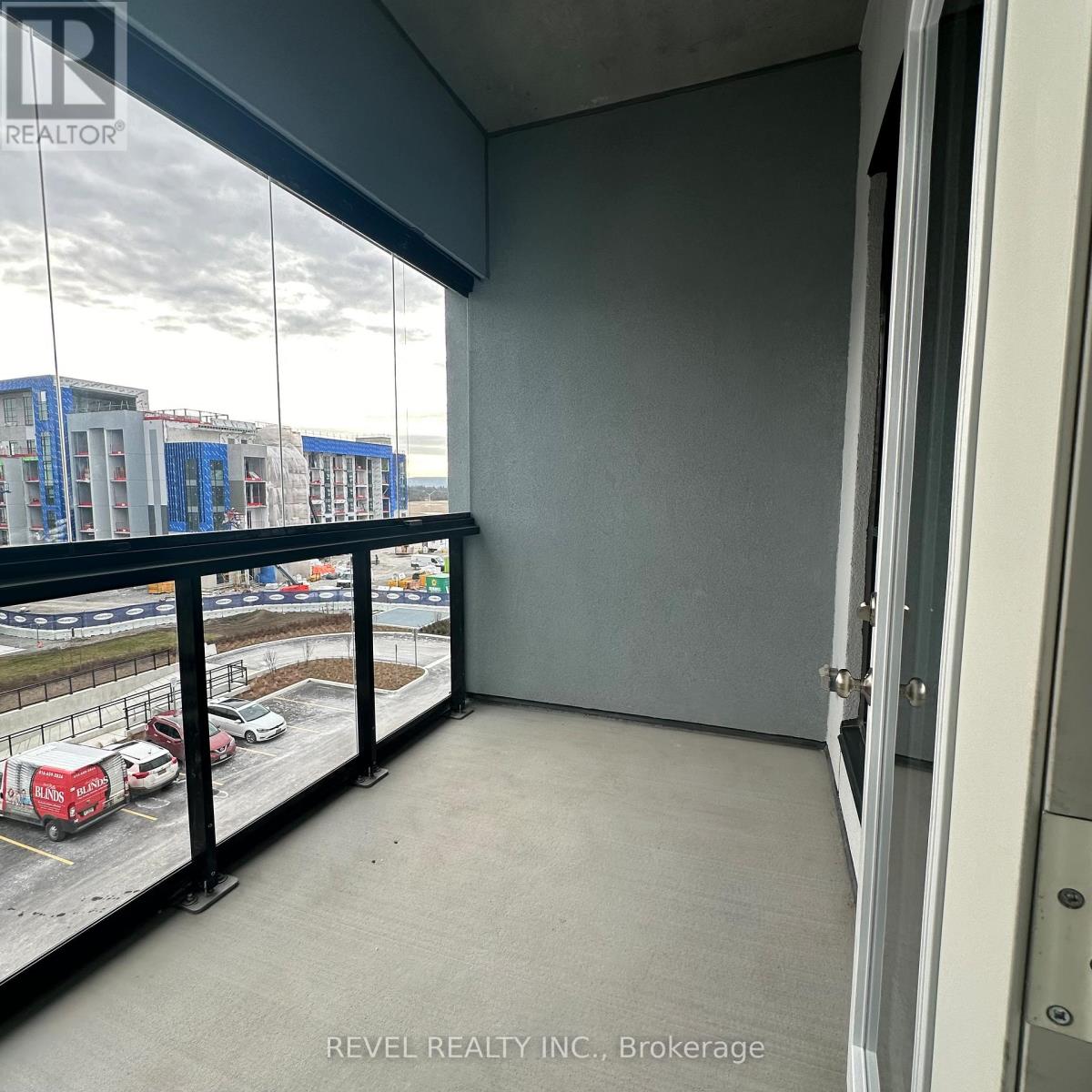 414 - 460 Gordon Krantz Avenue, Milton (Walker), Ontario  L9E 1Z2 - Photo 8 - W12852450