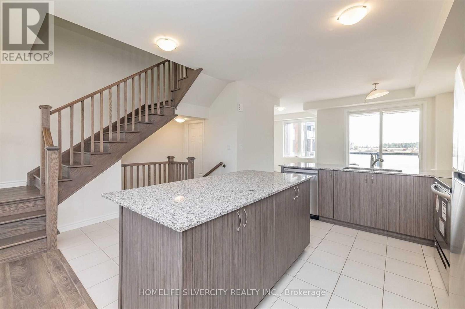 15 Summer Wind Lane, Brampton (Northwest Brampton), Ontario  L7A 0Y4 - Photo 21 - W12852452