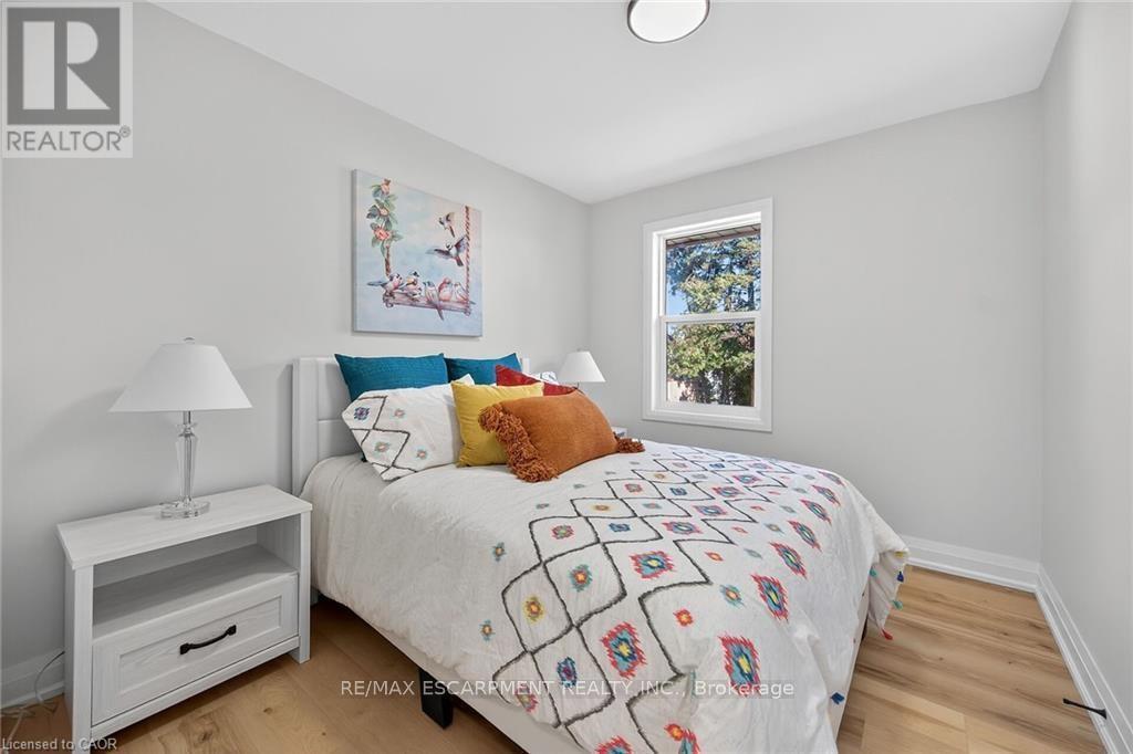 1 - 175 East 45th Street, Hamilton (Hampton Heights), Ontario  L8T 3K4 - Photo 16 - X12852378