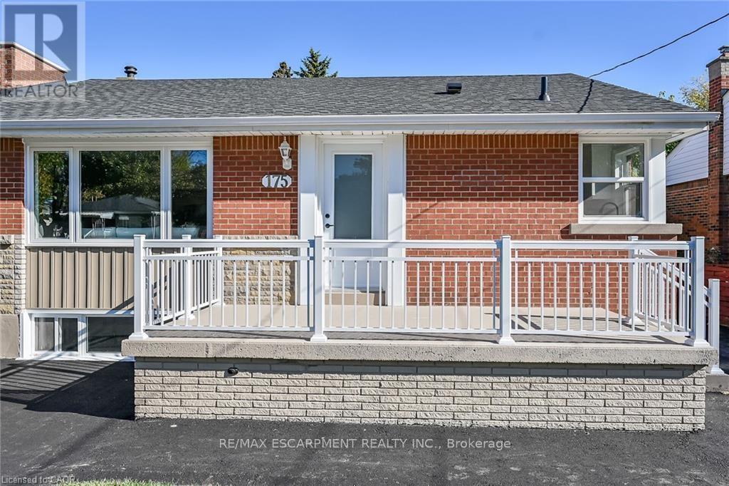 1 - 175 East 45th Street, Hamilton (Hampton Heights), Ontario  L8T 3K4 - Photo 2 - X12852378