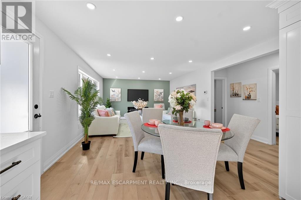 1 - 175 East 45th Street, Hamilton (Hampton Heights), Ontario  L8T 3K4 - Photo 8 - X12852378