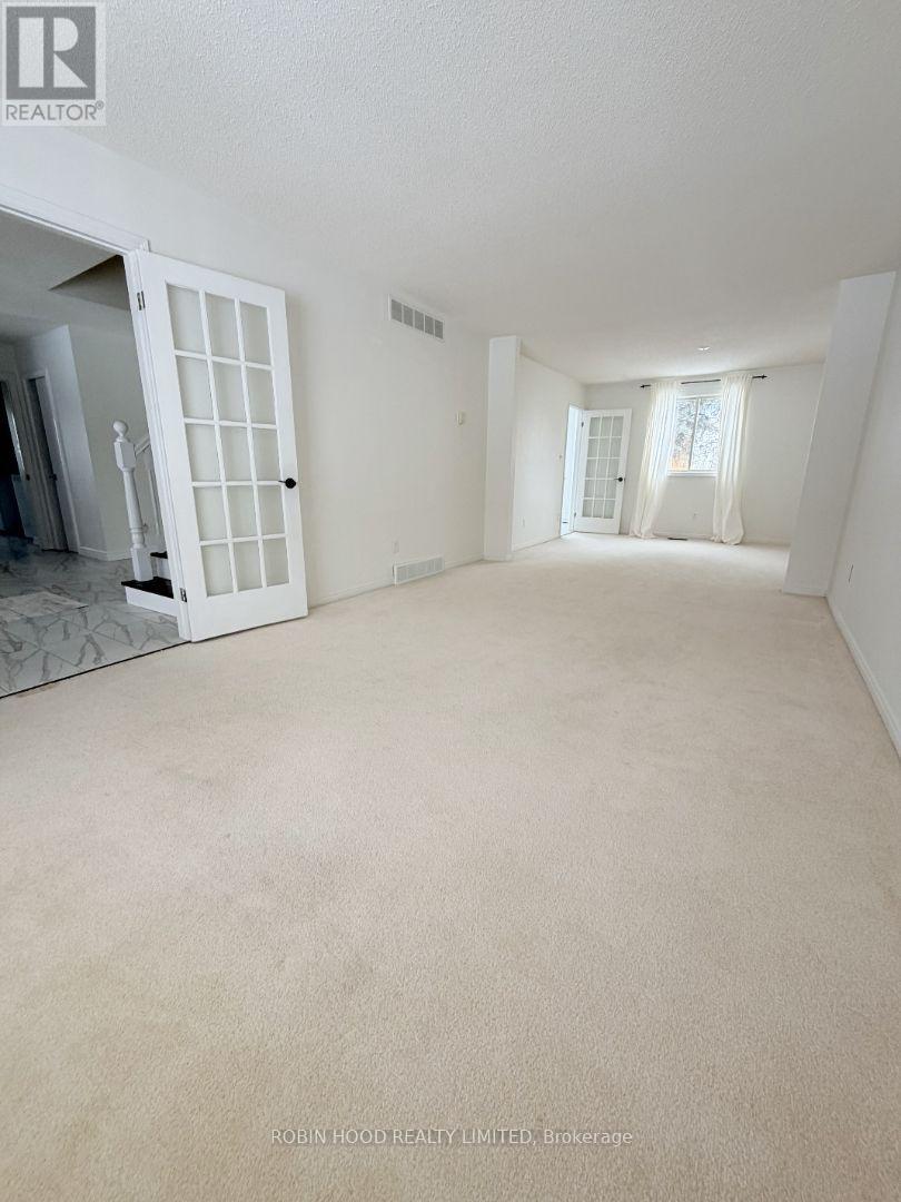 42 Hands Drive, Guelph (Kortright East), Ontario  N1G 3H3 - Photo 6 - X12852412