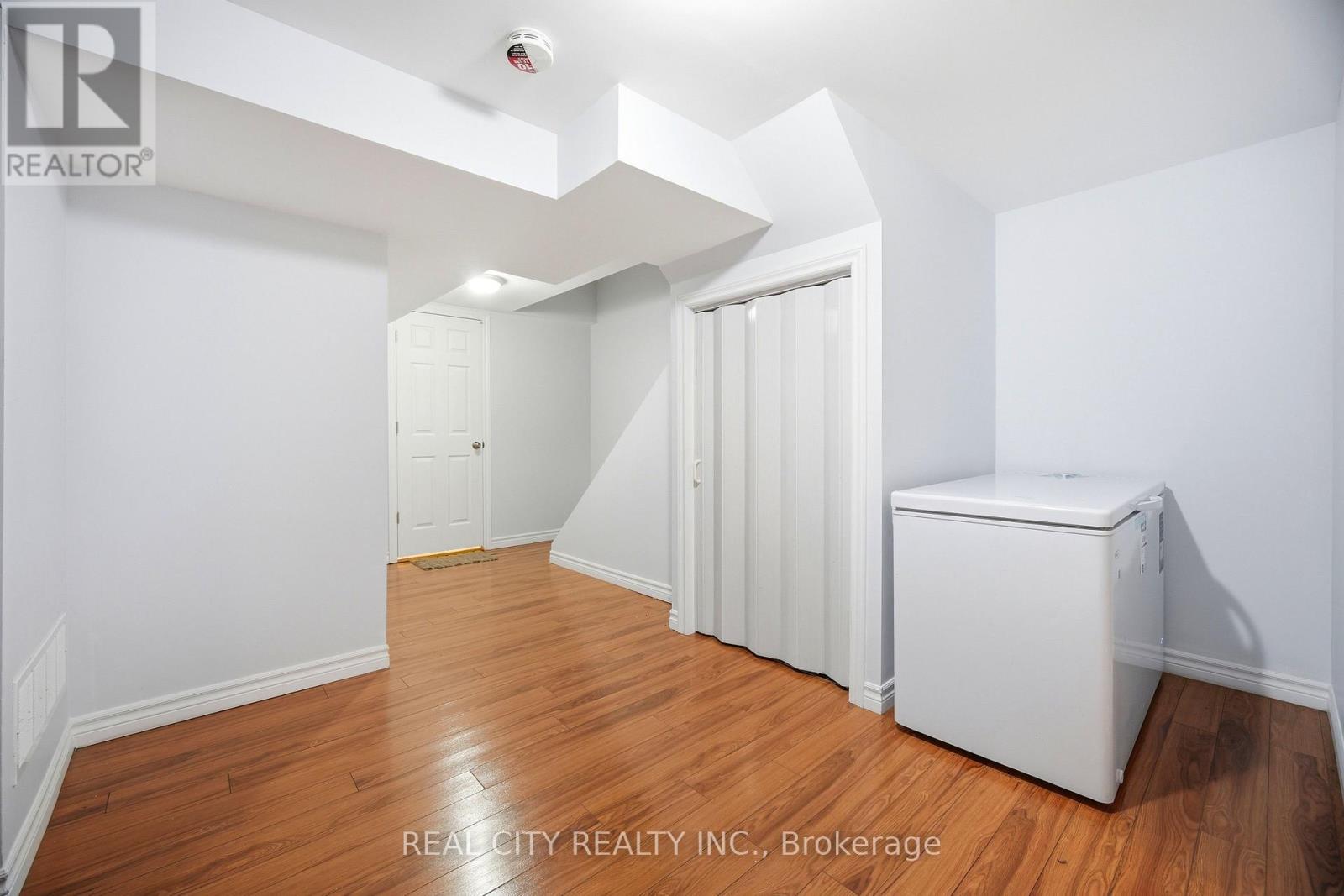 424 Jackson Street W, Hamilton (Kirkendall), Ontario  L8P 1N4 - Photo 37 - X12852442