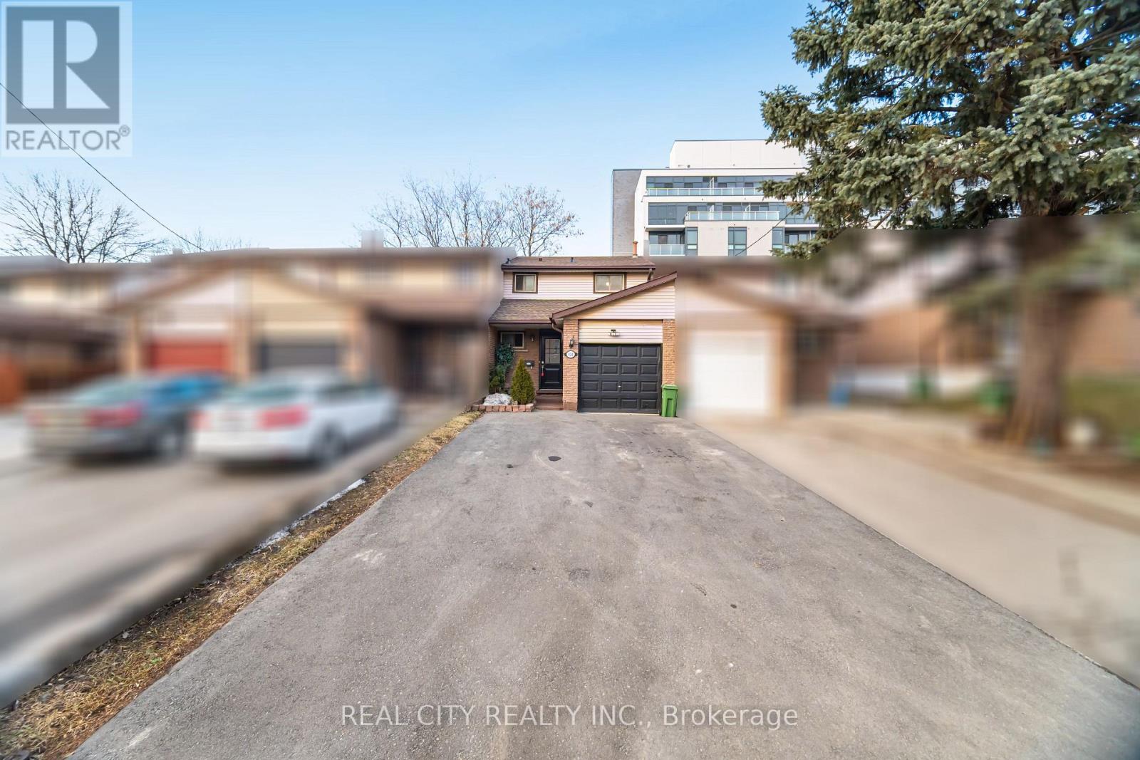 424 Jackson Street W, Hamilton (Kirkendall), Ontario  L8P 1N4 - Photo 4 - X12852442