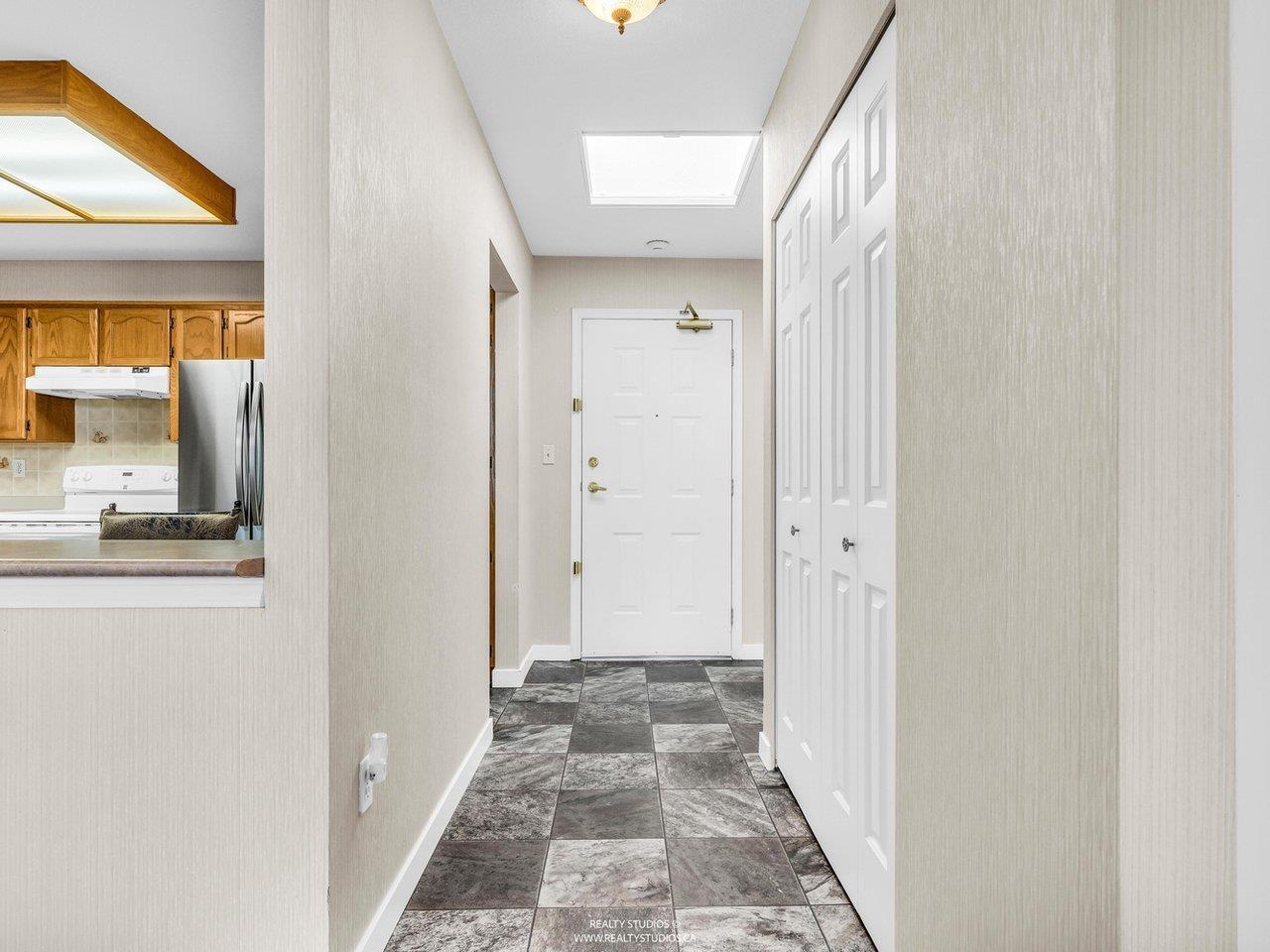 312 5375 205 Street, Langley, British Columbia  V3A 7V7 - Photo 3 - R3095153