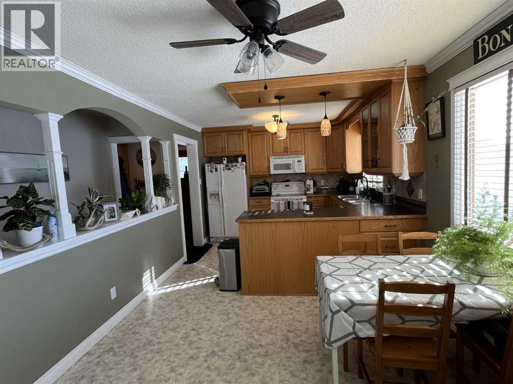 4617 51 Avenue, Taber, Alberta  T1G 1G4 - Photo 13 - A2287981