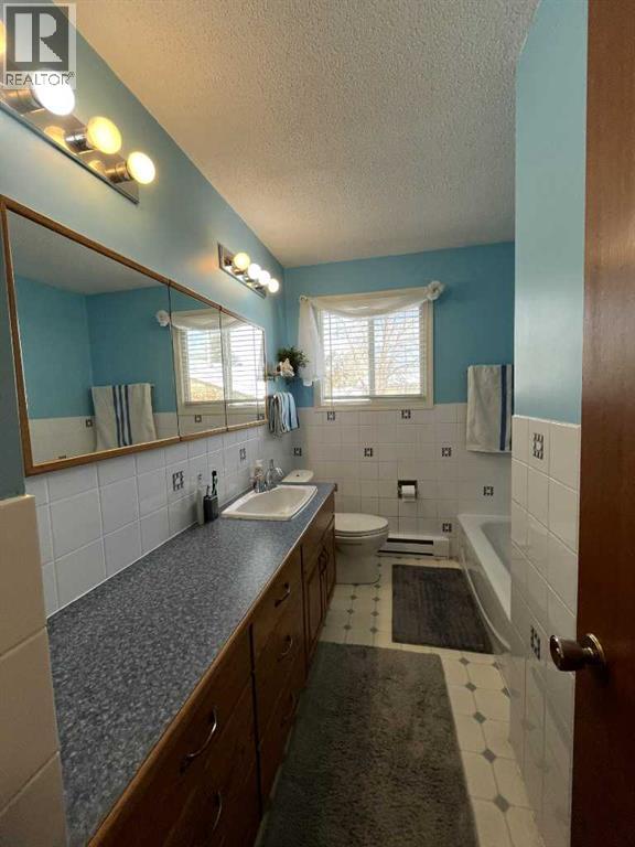 4617 51 Avenue, Taber, Alberta  T1G 1G4 - Photo 23 - A2287981