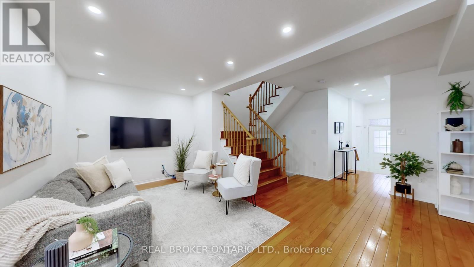 51 Unsworth Crescent, Ajax (Northwest Ajax), Ontario  L1T 4X3 - Photo 7 - E12814172